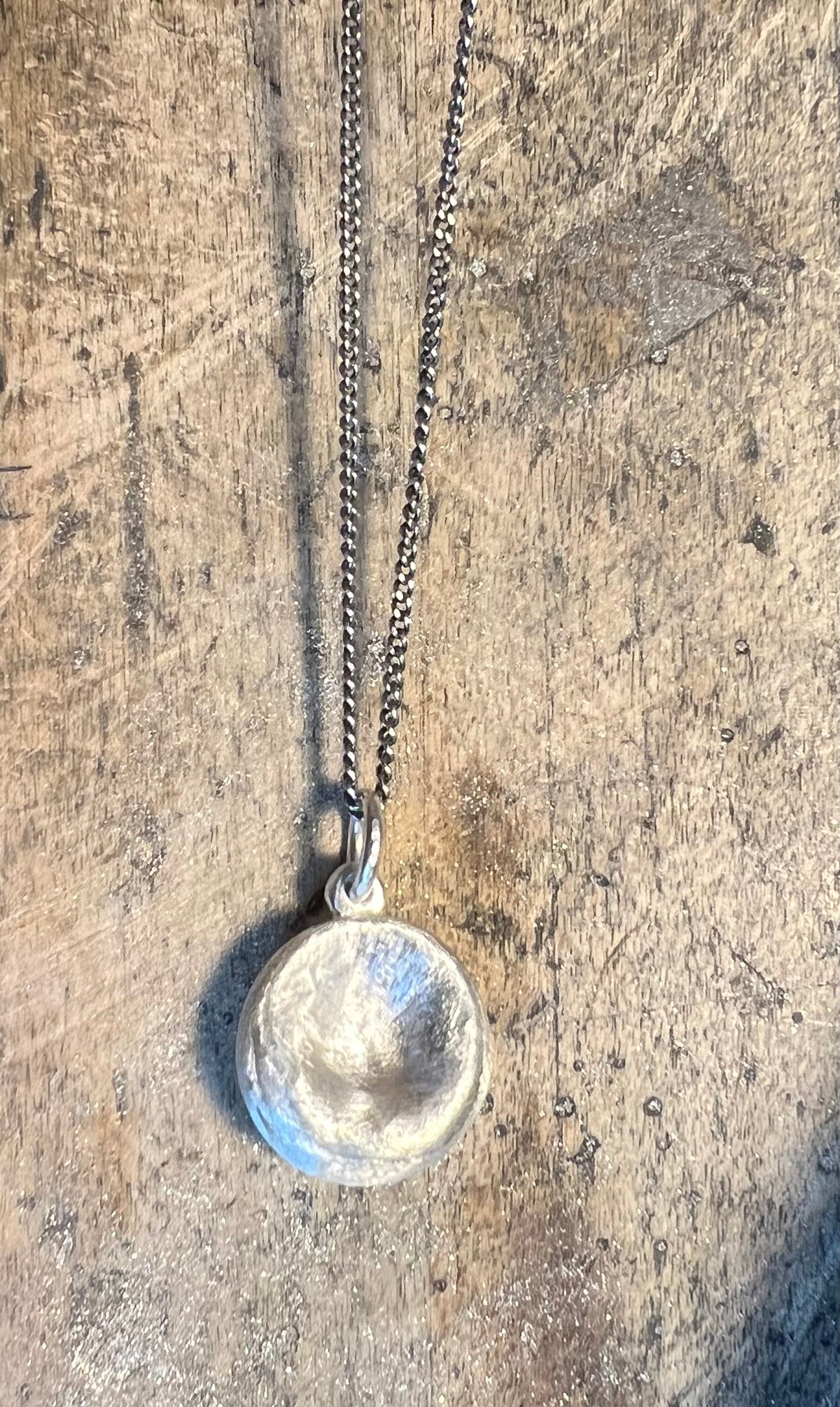 Textured Round Pendant Necklace